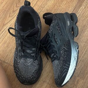 Black and Gray Knit Running Sneakers